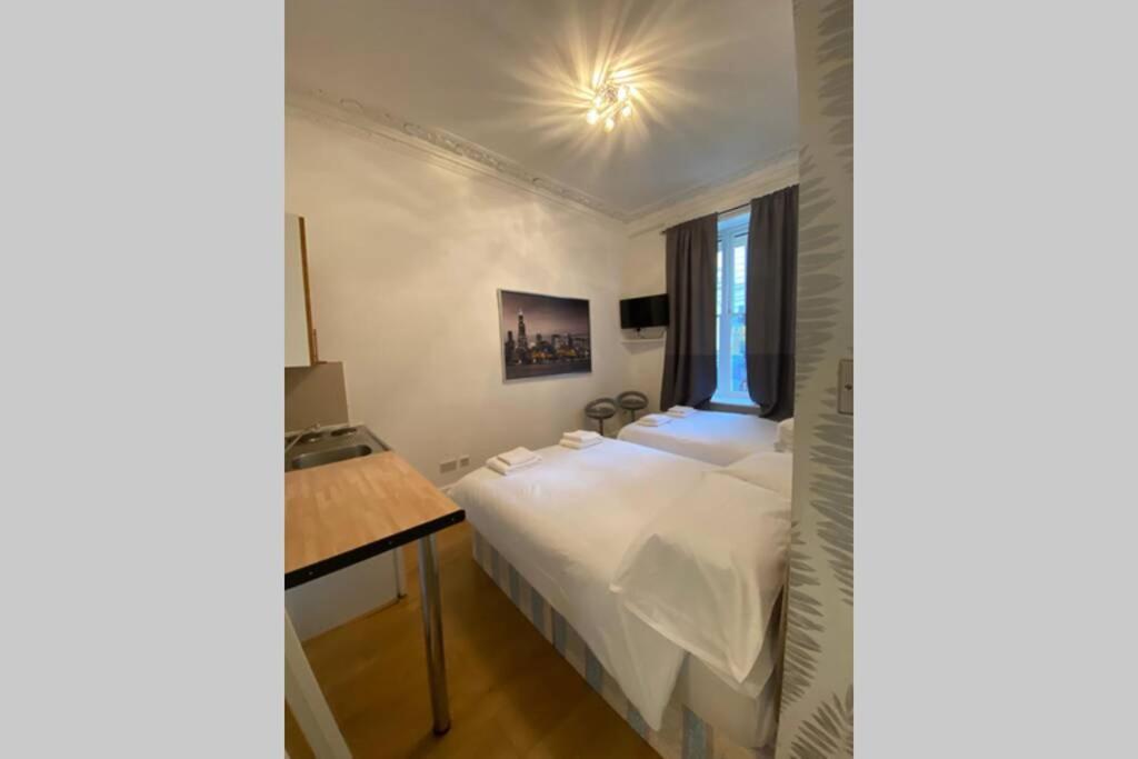 F6-Comfy Ground Flr Studio Fits 4- Near Paddington ลอนดอน ภายนอก รูปภาพ