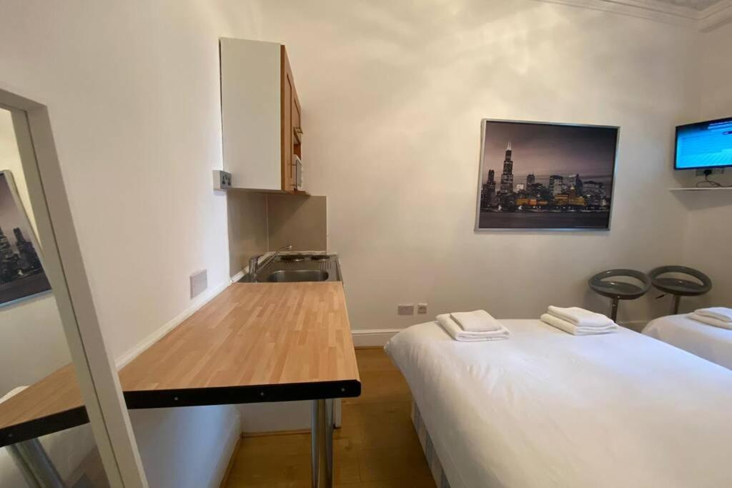 F6-Comfy Ground Flr Studio Fits 4- Near Paddington ลอนดอน ภายนอก รูปภาพ